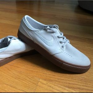 Stefan Janoski Nike SB shoes